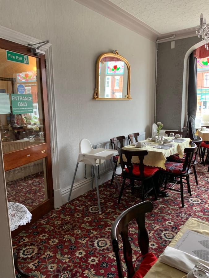 The Woodleigh Family Hotel Blackpool Buitenkant foto